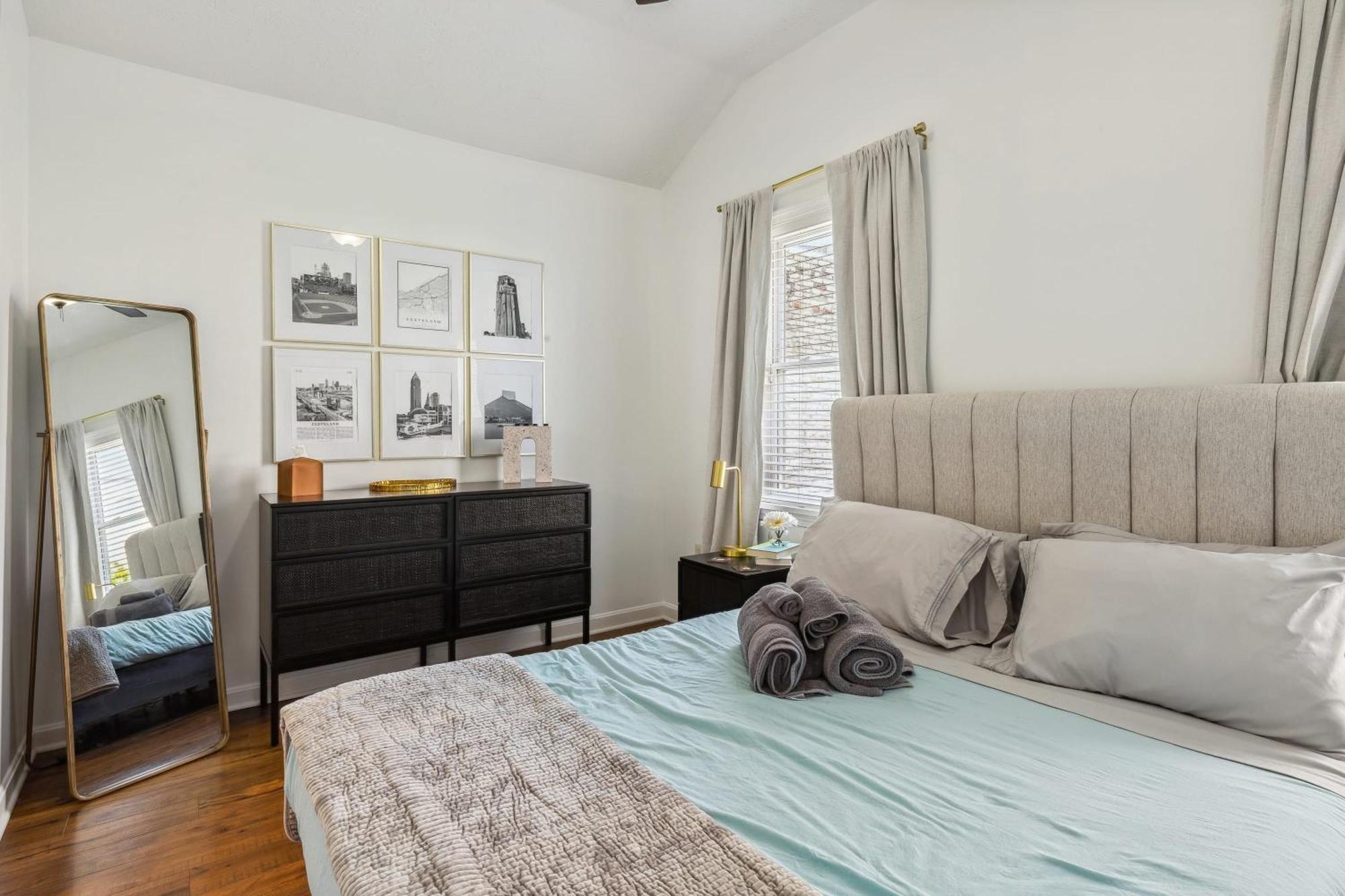 Newly Renovated Tremont Treasure I Cozy + Modern Villa Cleveland Kültér fotó